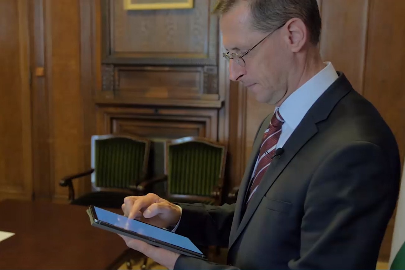 Elindult a Pénzügyminisztérium első mobiltelefonos alkalmazása