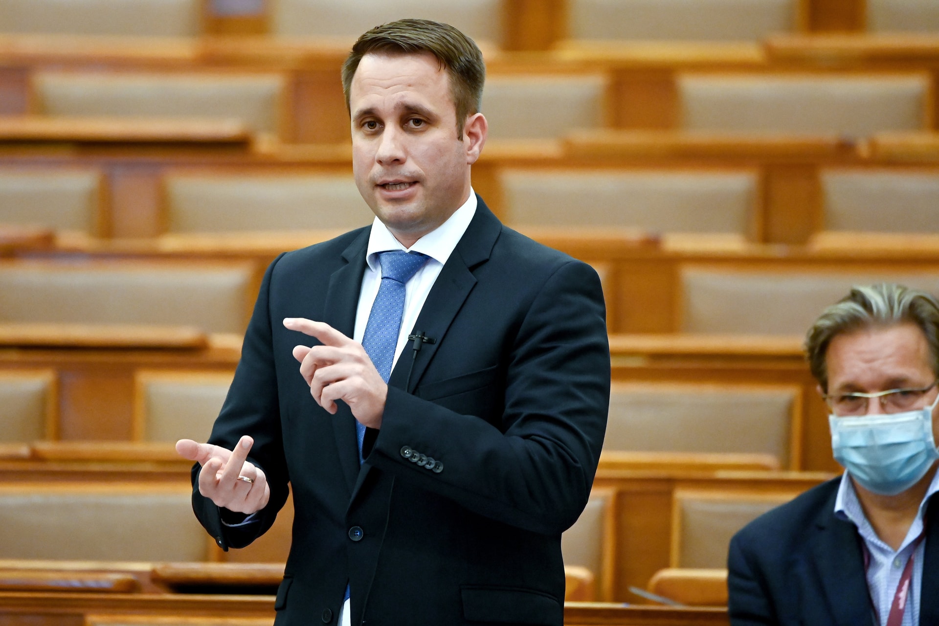 Dömötör Csaba: A baloldal vegye ki a részét a járvány elleni védekezésből