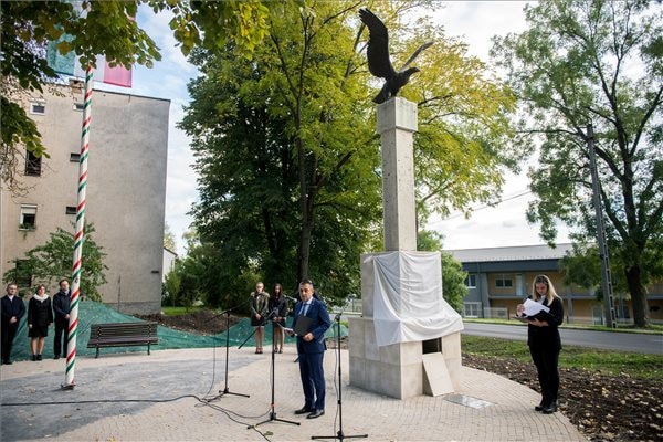 Potápi: Magyarország mindig talpra állt