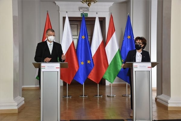 Kövér: A jogállamiságot le kell választani az uniós költségvetés témájáról