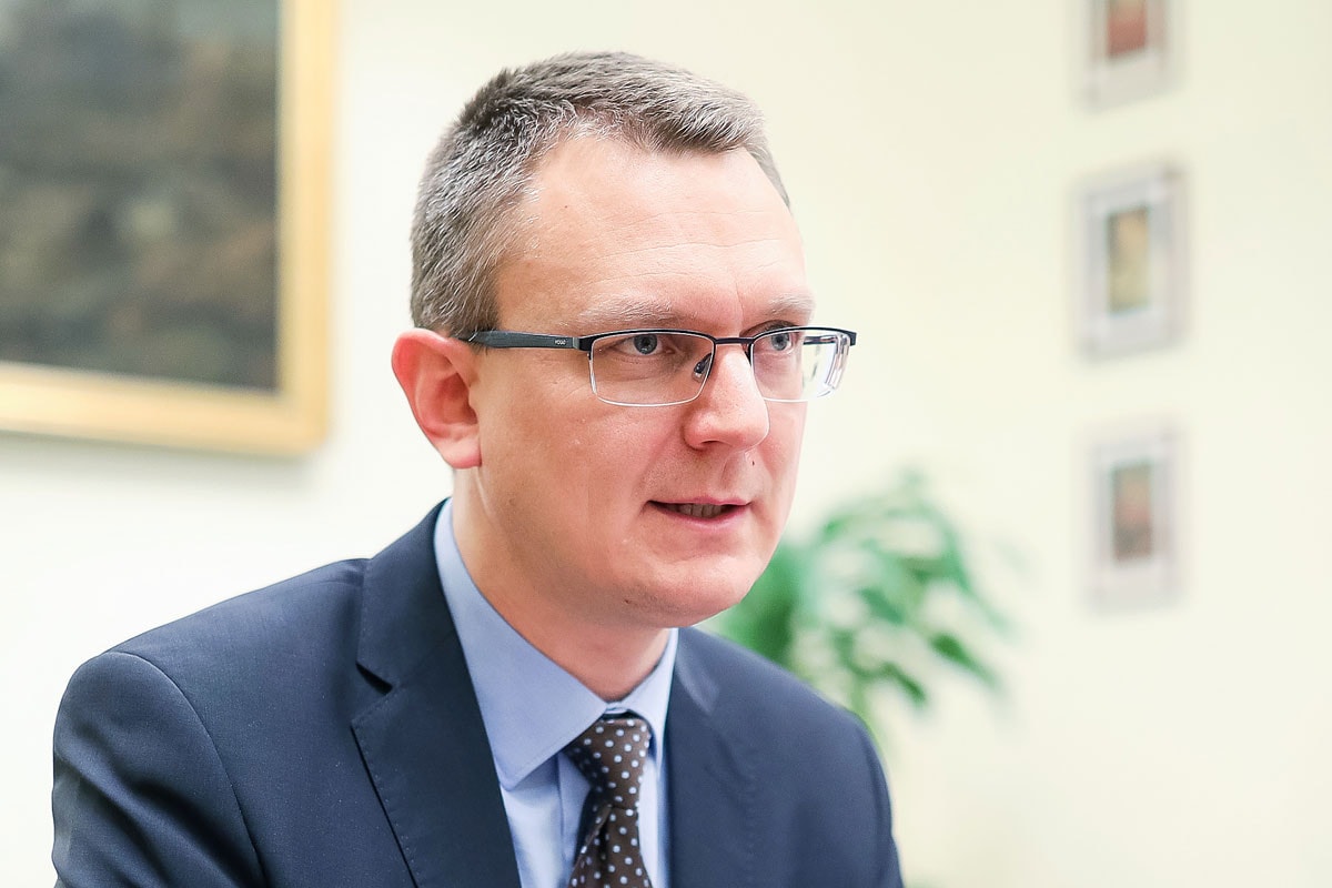 Rétvári: A kormány számára nagyon fontos a gyermekek egészségének megóvása