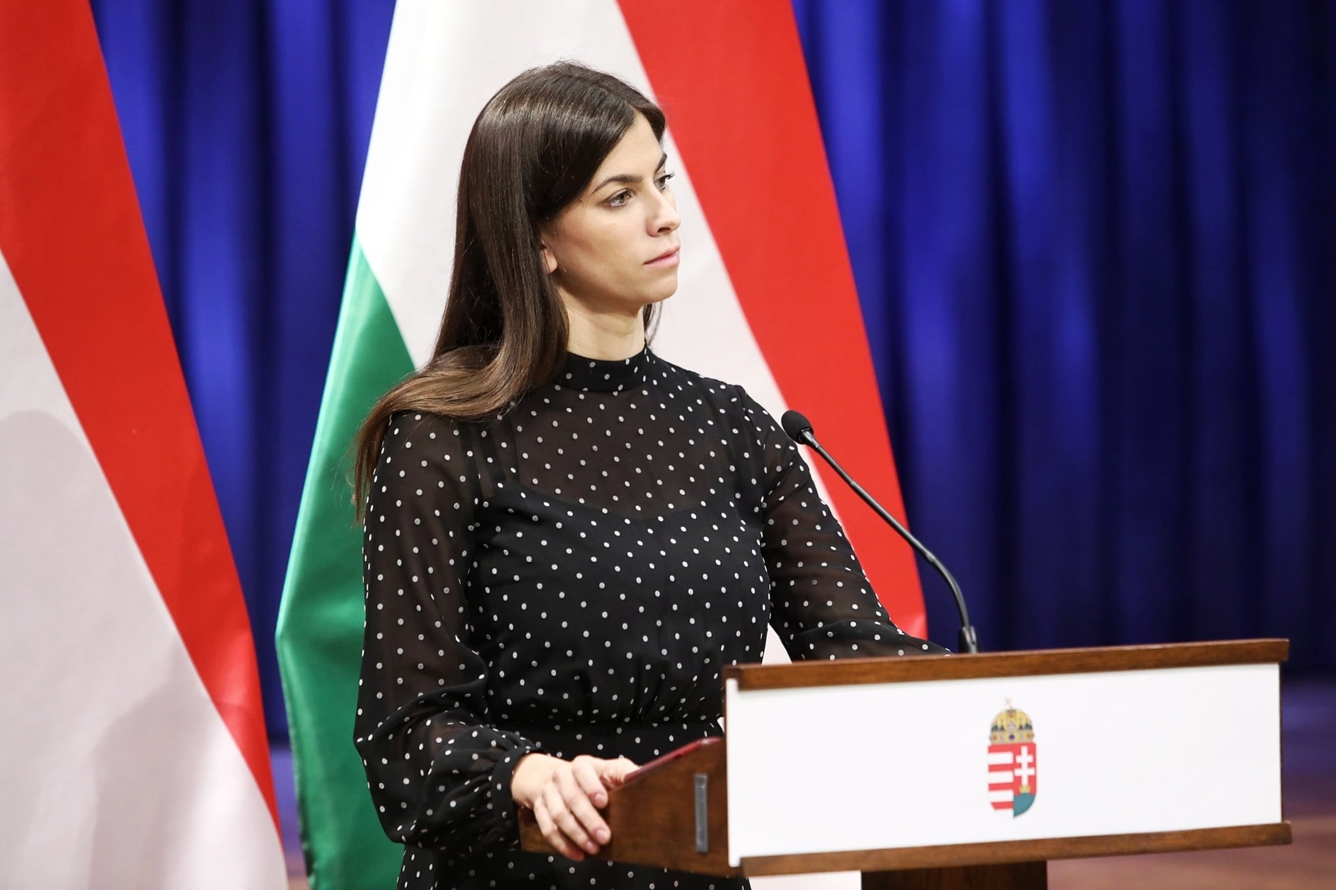 Szentkirályi Alexandra ismét fontos kérdésekre válaszolt