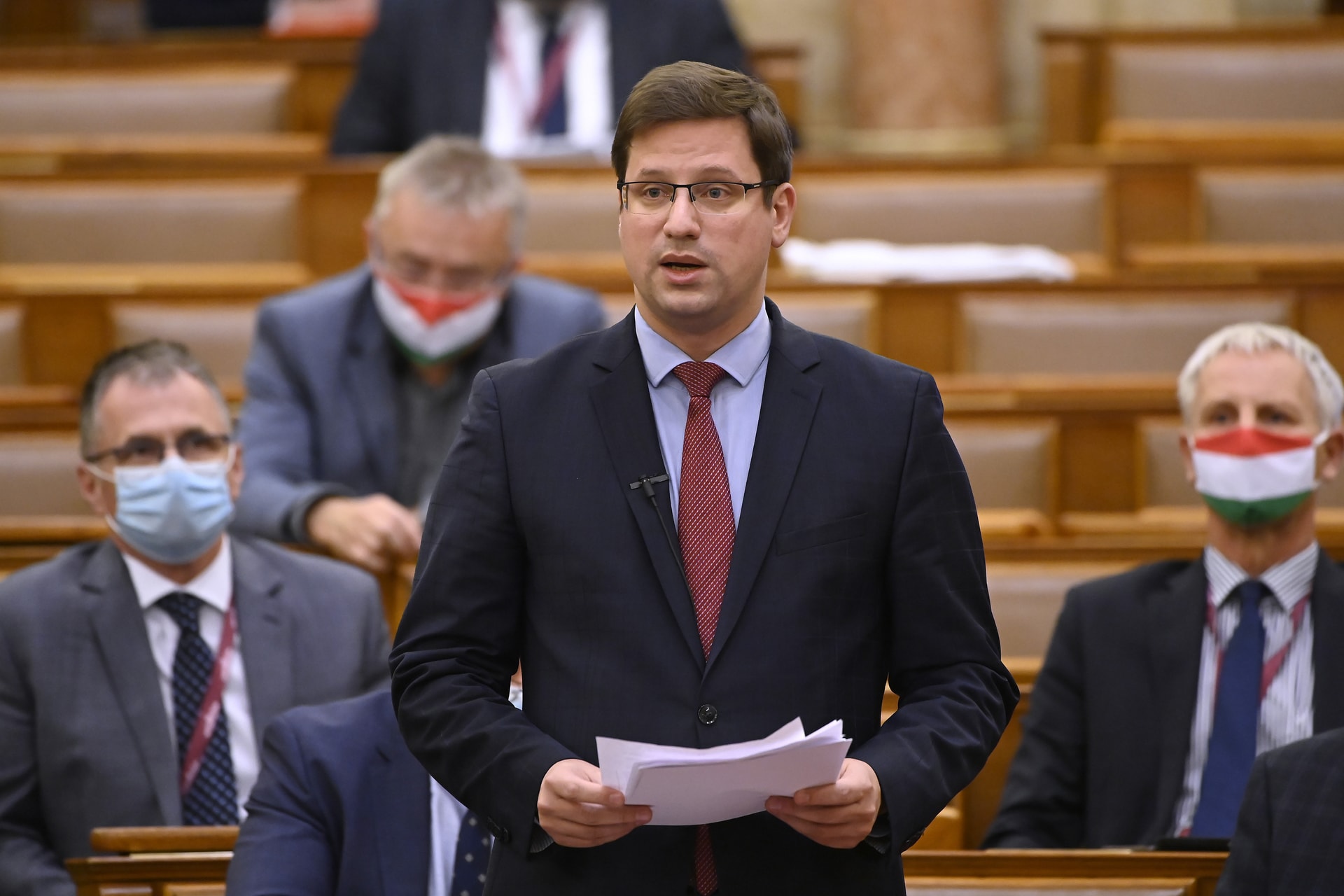 Gulyás: Hazánk felkészült arra, hogy a mostaninál nagyobb betegszámot is ellásson