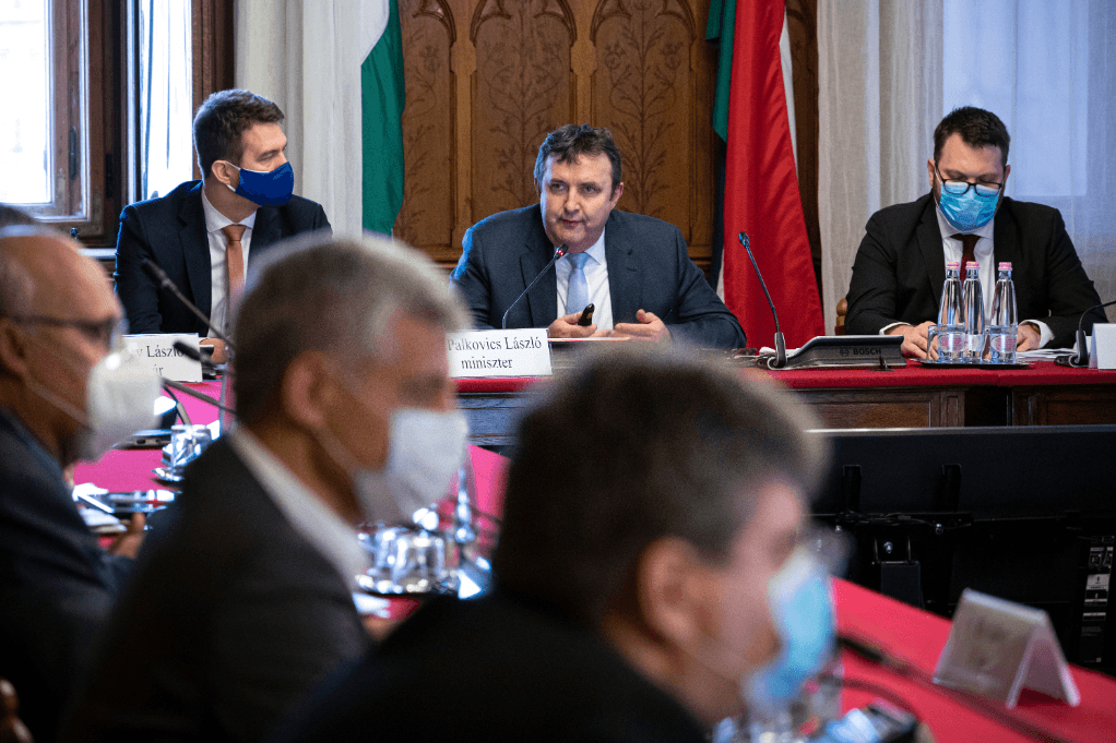 Palkovics: Sikeresek a Gazdaságvédelmi akcióterv programjai