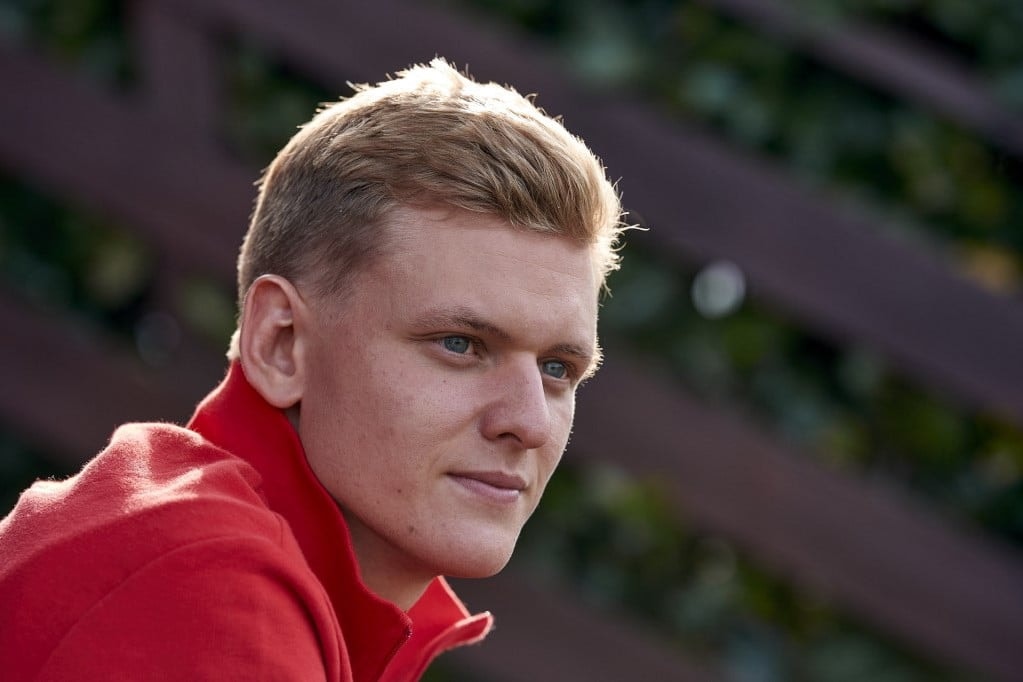 Ecclestone szerint Schumacher kiesik a Forma–1-ből