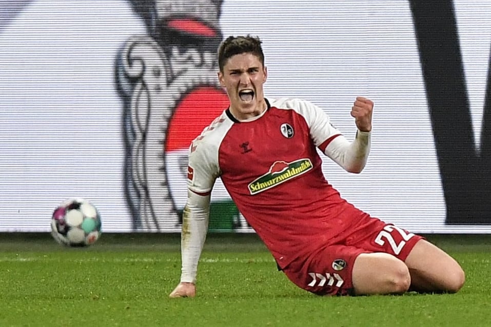 Sallai duplájával győzött a Freiburg a Schalke ellen