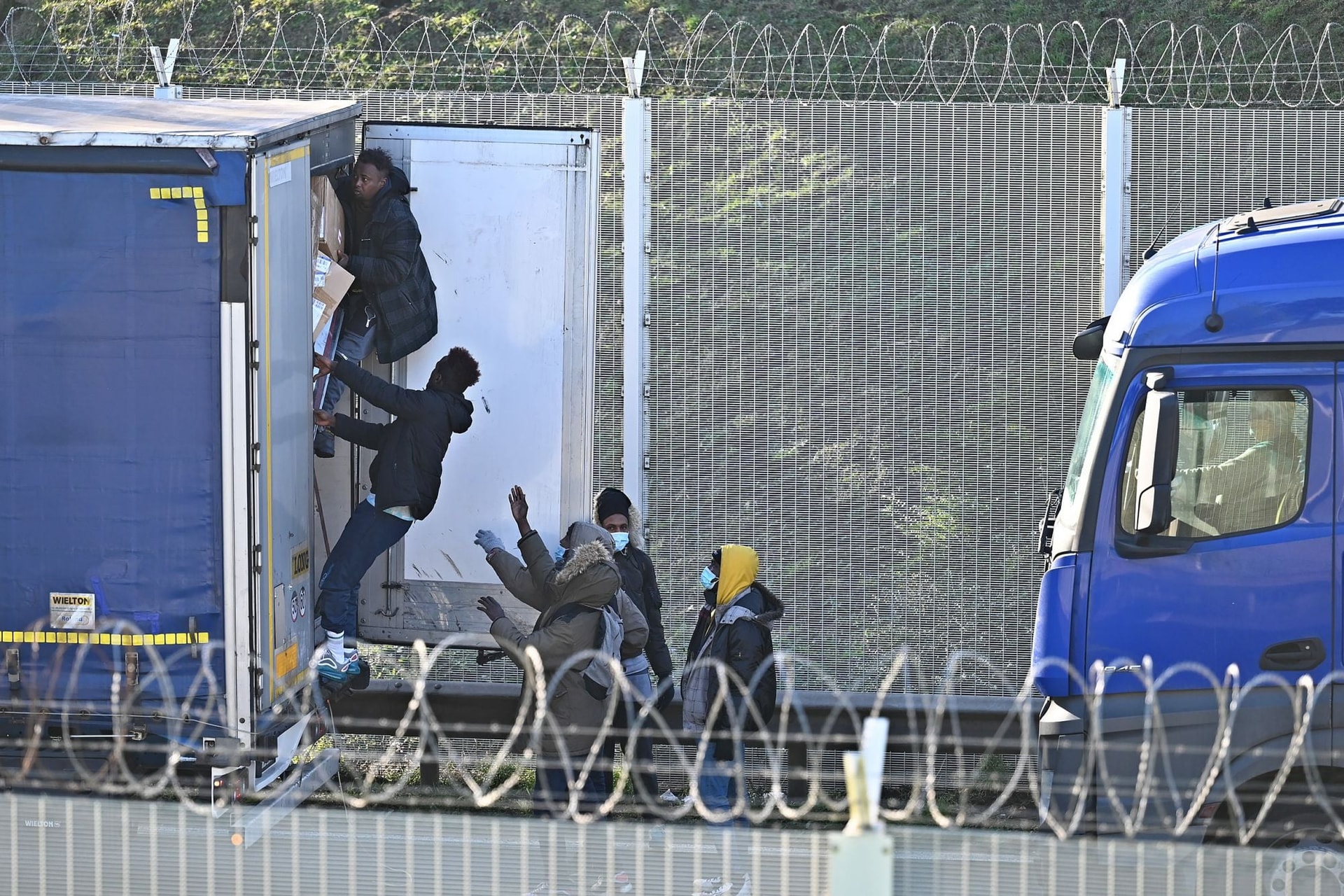Veszélyezteti a schengeni övezetet a migrációs vita