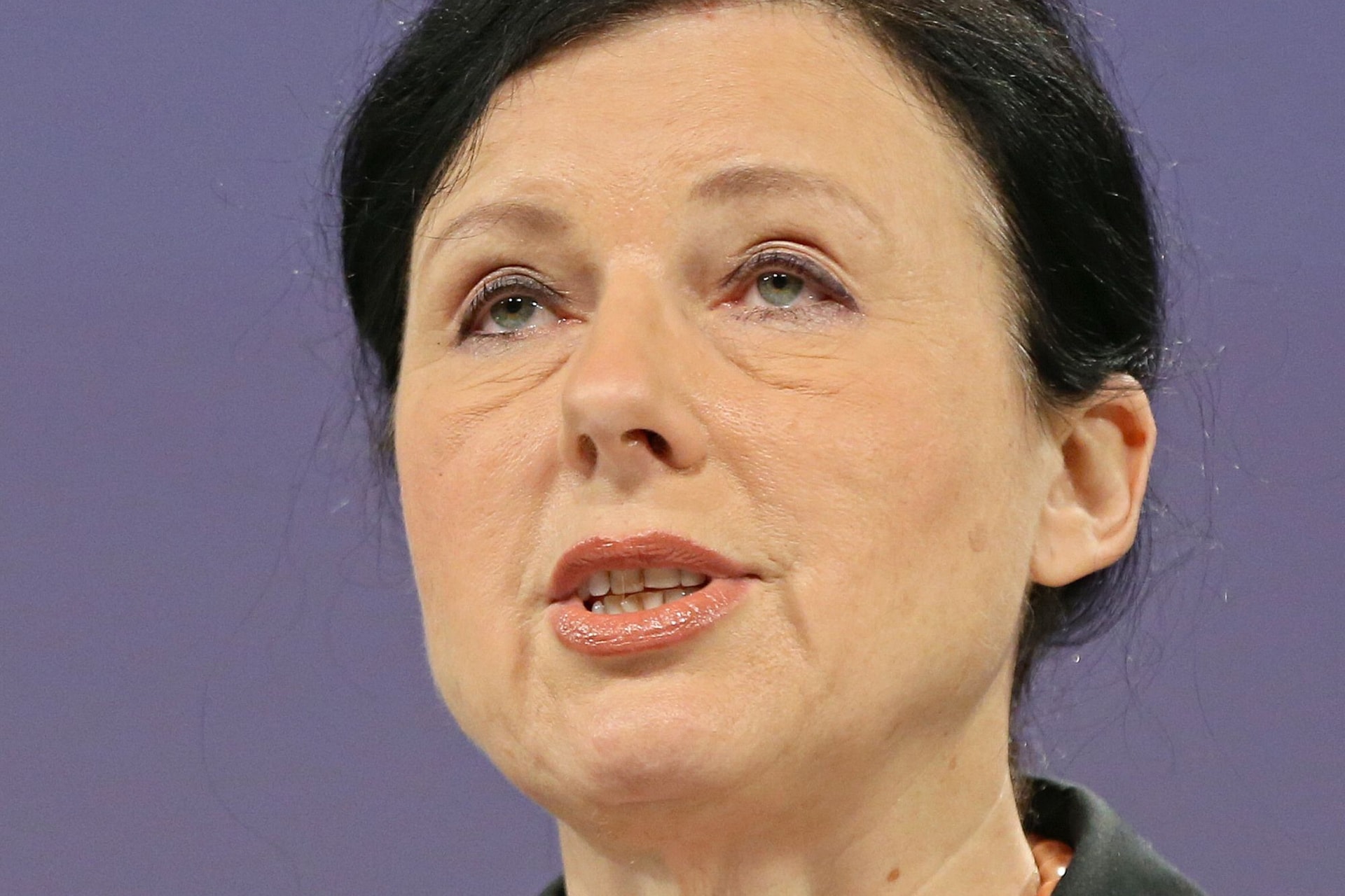 Jourová cserben hagyta az őshonos kisebbségeket