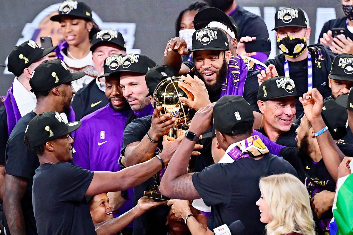 Csúcsjavítása készül  a címvédő Lakers
