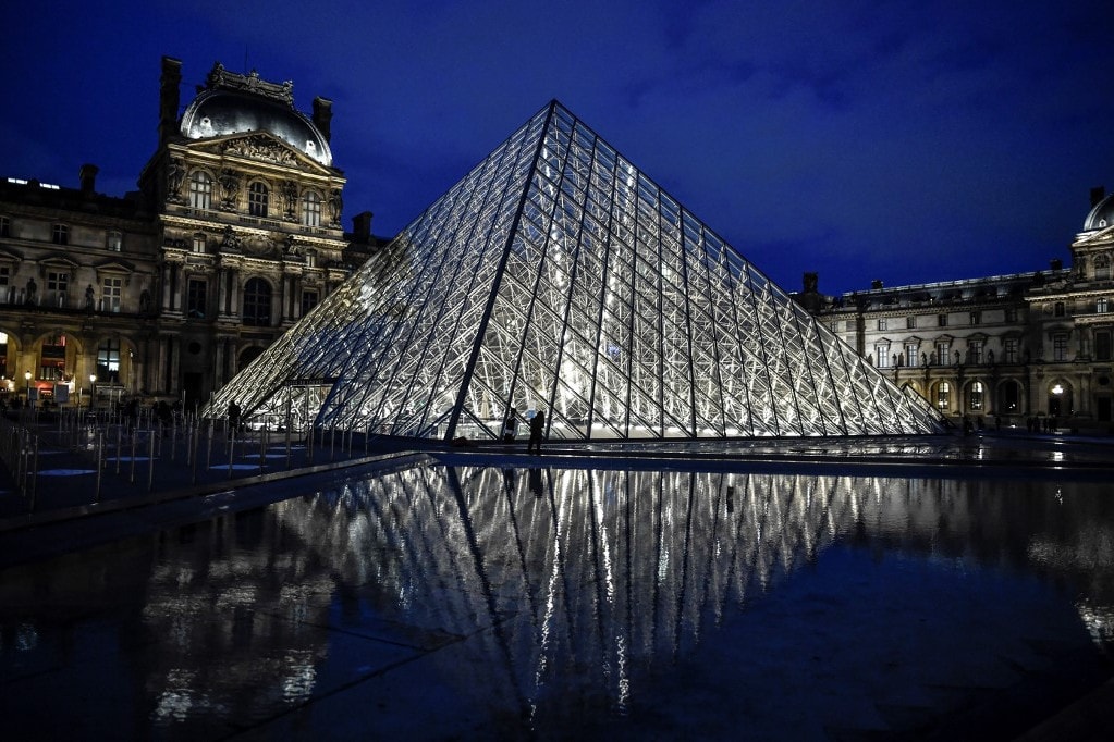 Állami támogatásra szorul a párizsi Louvre