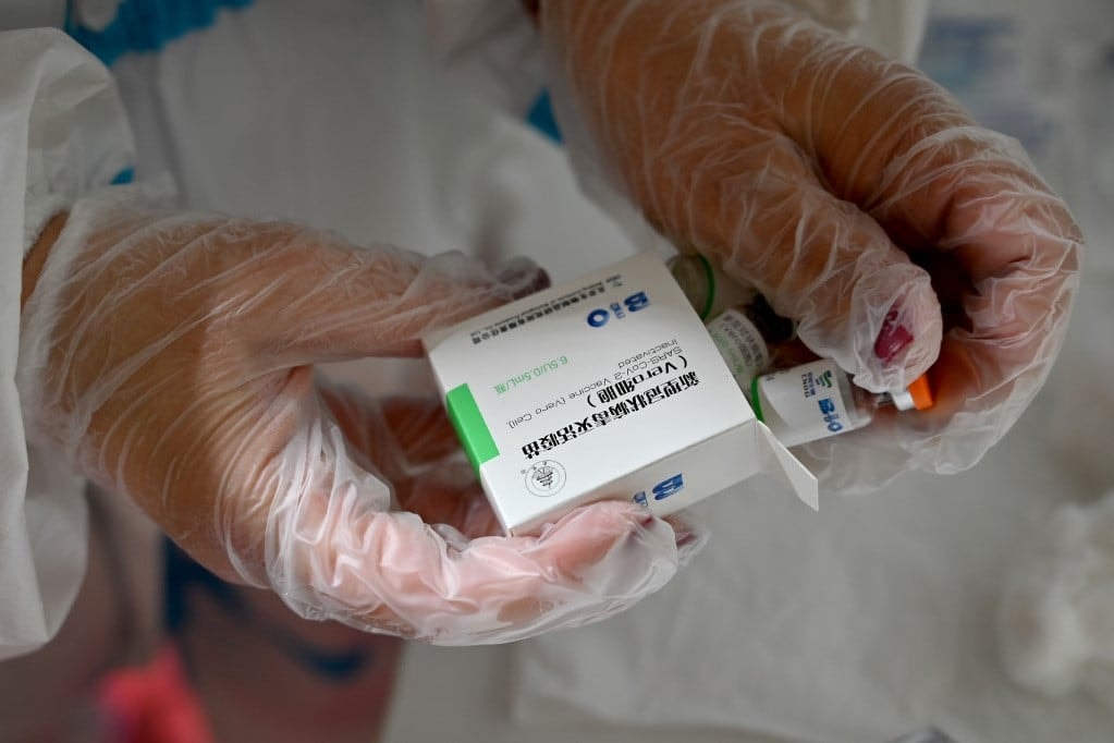 Az OGYÉI főigazgatója beoltatná magát a kínai vakcinával
