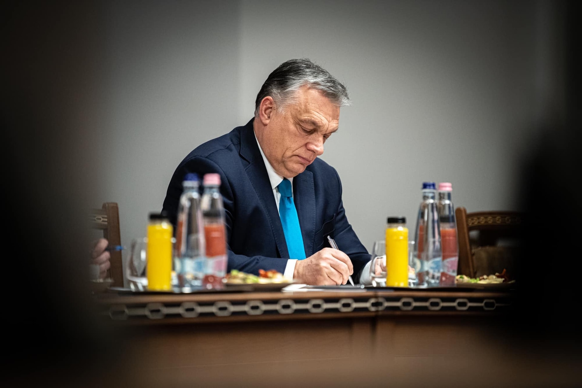 Orbán Viktor a vakcinákról egyeztetett