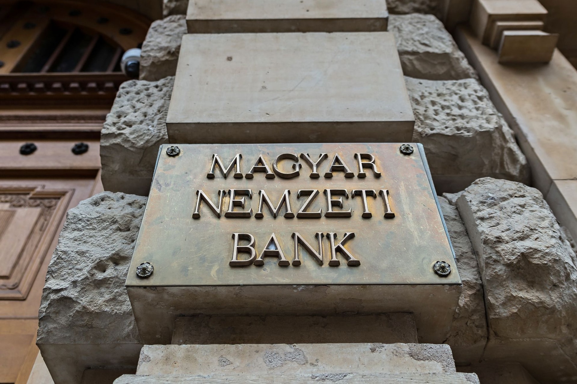 Növénybiztosítókra csapott le a jegybank