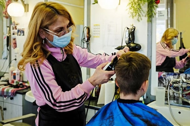 Egy hét alatt több mint hétezren kérték az önfoglalkoztatók támogatását