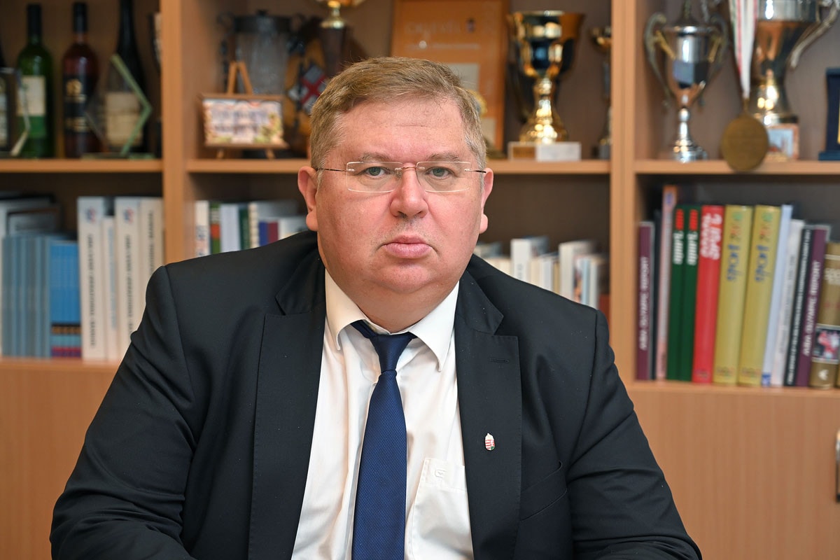 Iroda a maffiahálózatnak