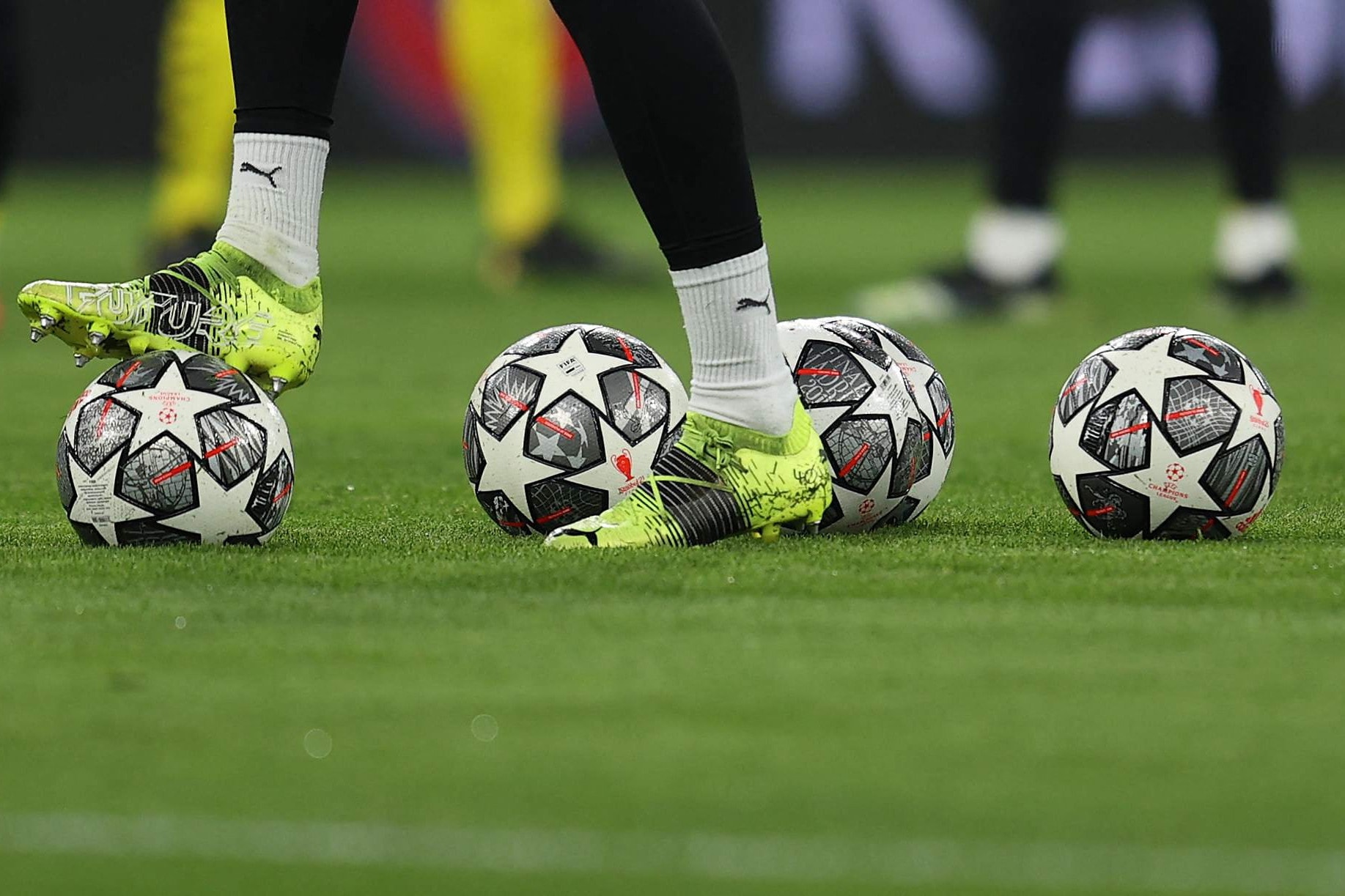 Ultimátumot kapott a Bayern-Dortmund páros és a PSG