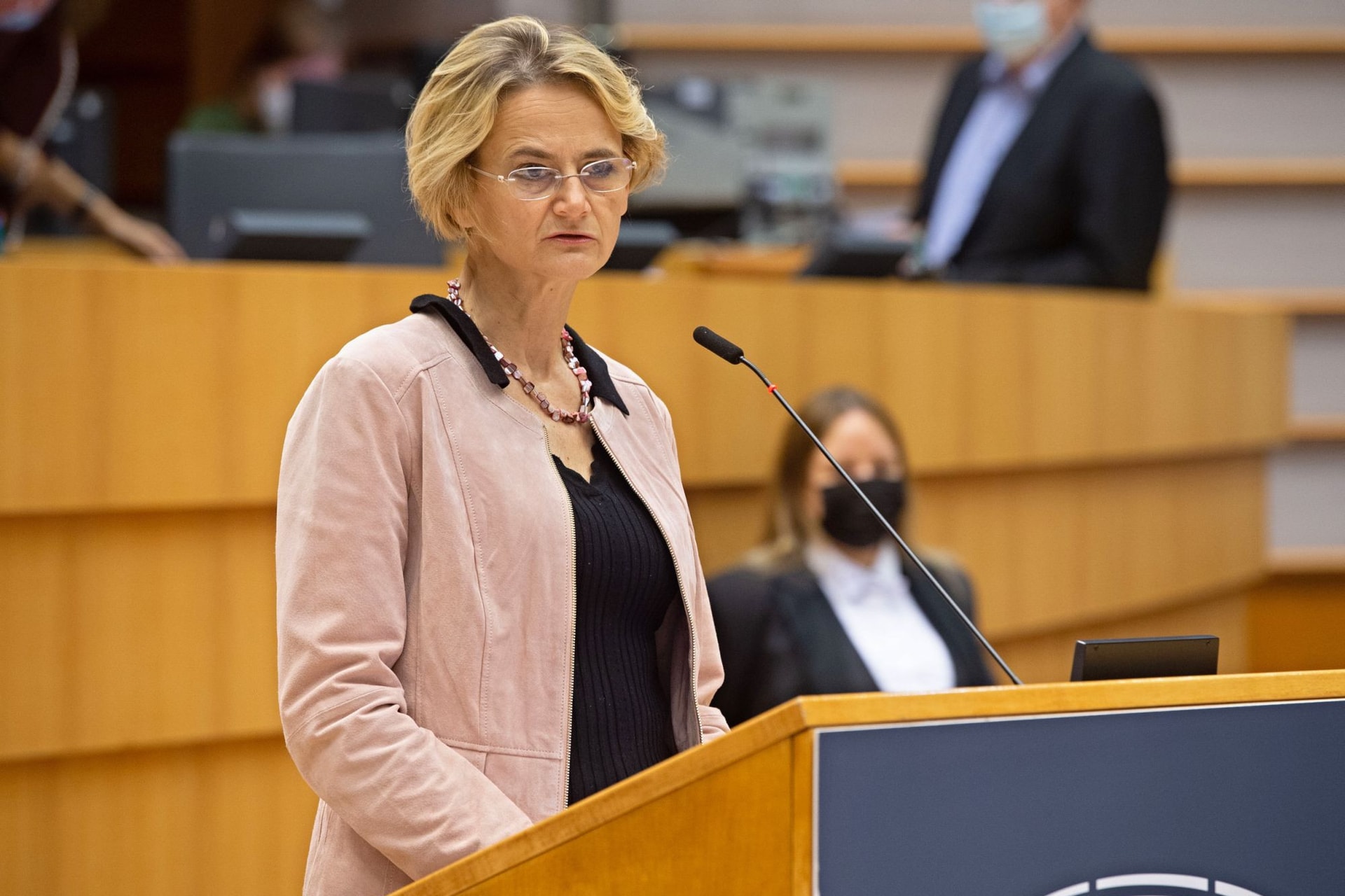 „Politikai indokok állnak a Magyarországnak járó pénzek visszatartása mögött”