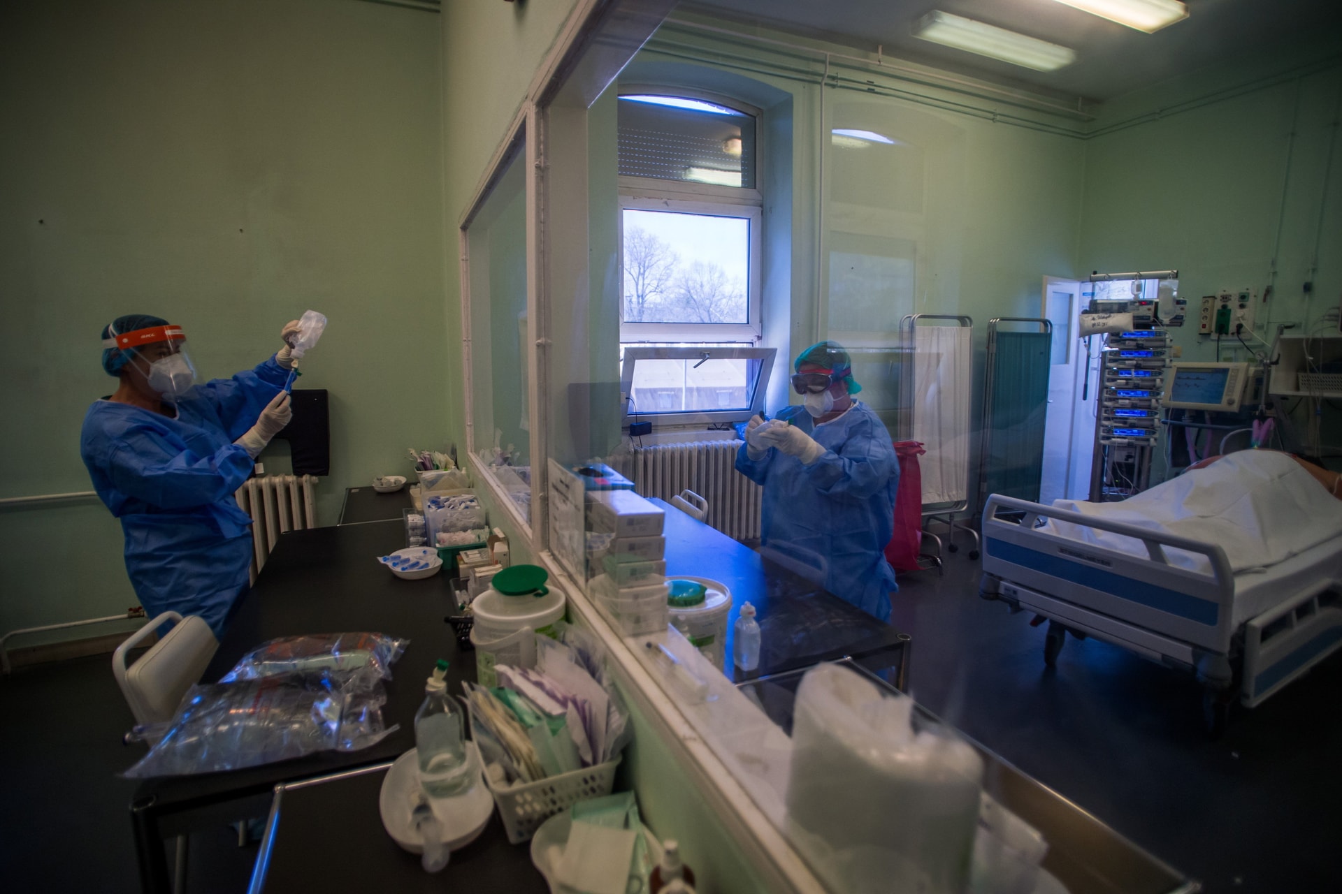 Januárban jön a következő béremelés az orvosoknak
