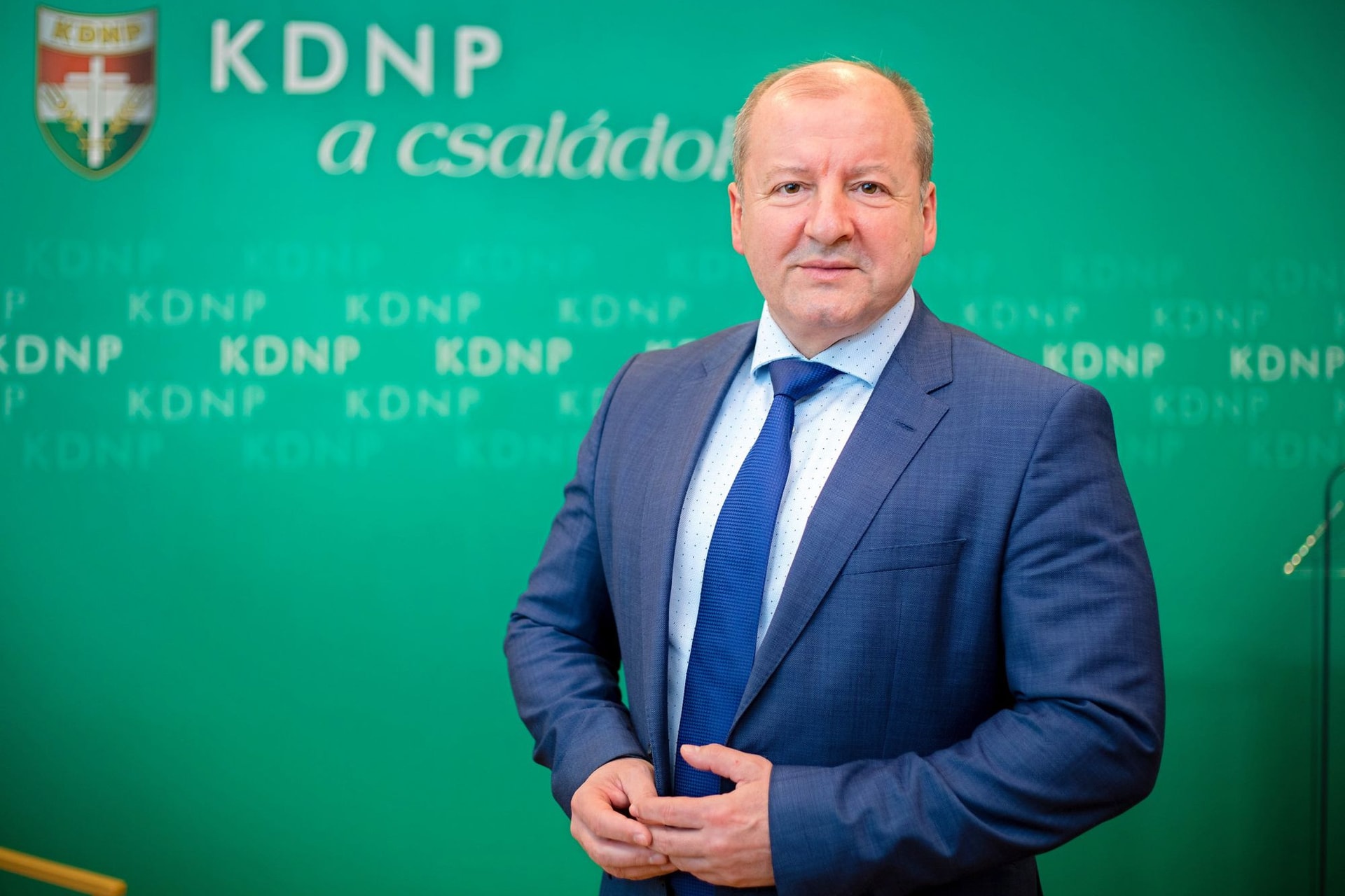 Zöldítés, kormányzati hátszéllel