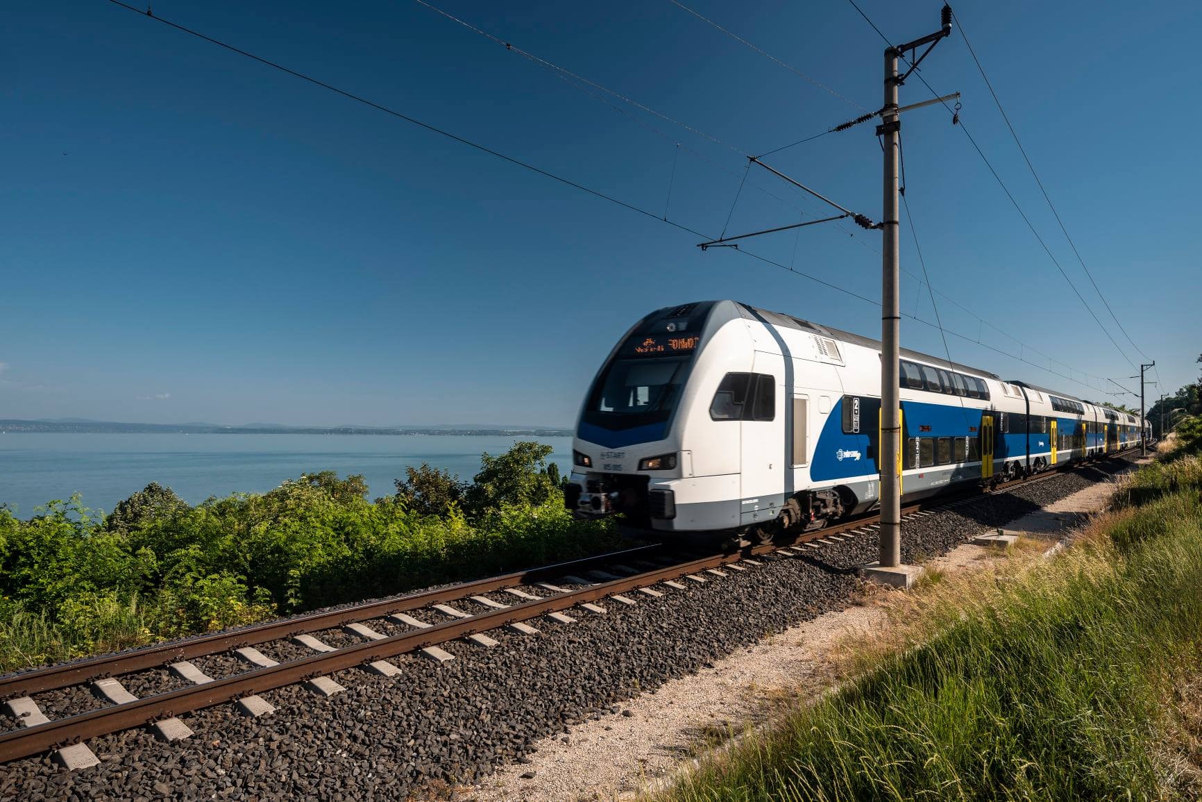 Már több mint egymillióan utaztak a Balatonra a MÁV járatain az idei főszezonban