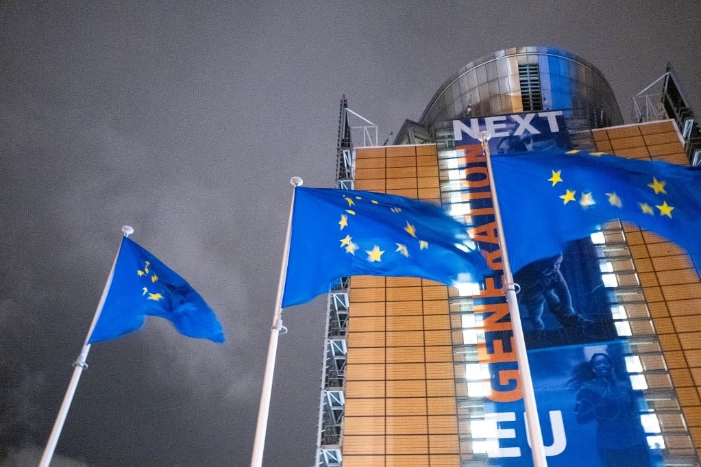 Visszaesett hazánkban az Európai Unió támogatottsága