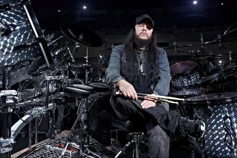 Elhunyt Joey Jordison, a Slipknot alapító dobosa