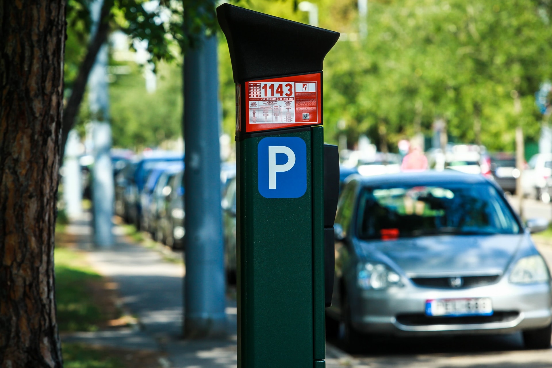 A fogyasztóvédők szerint fenn kell tartani a készpénzes fizetés lehetőségét a parkolásnál