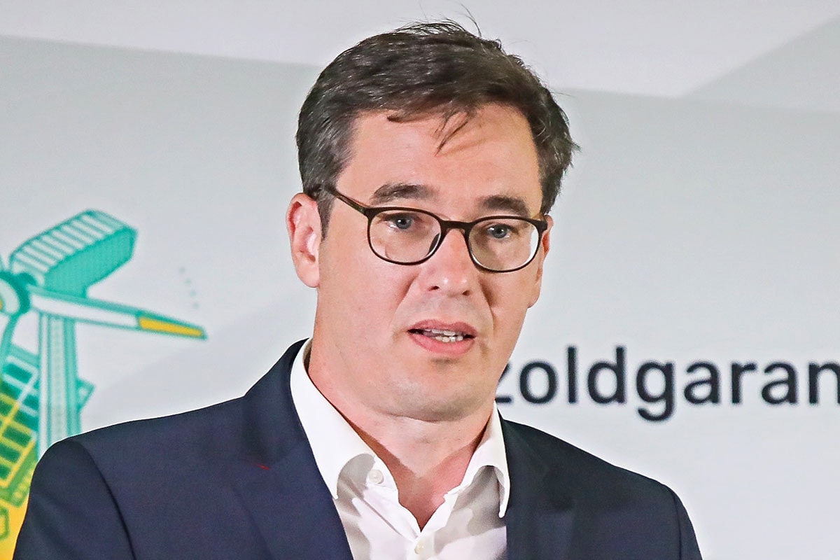 Karácsony Gergely ellátogatott volt pártja kongresszusára, és mindenféle zöldséget ígért