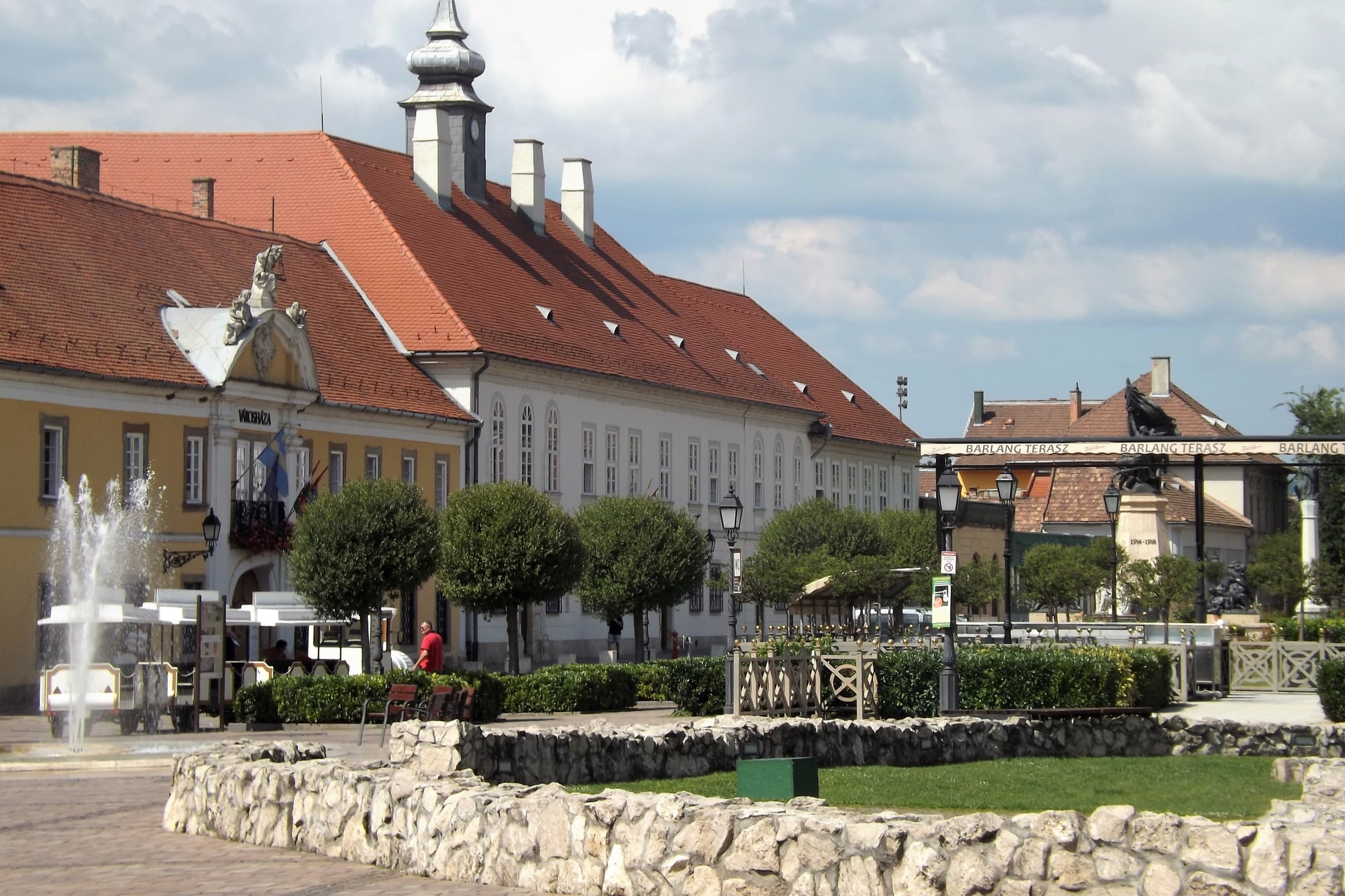 Drogos rontott be egy váci templomba, rettegnek a helyiek