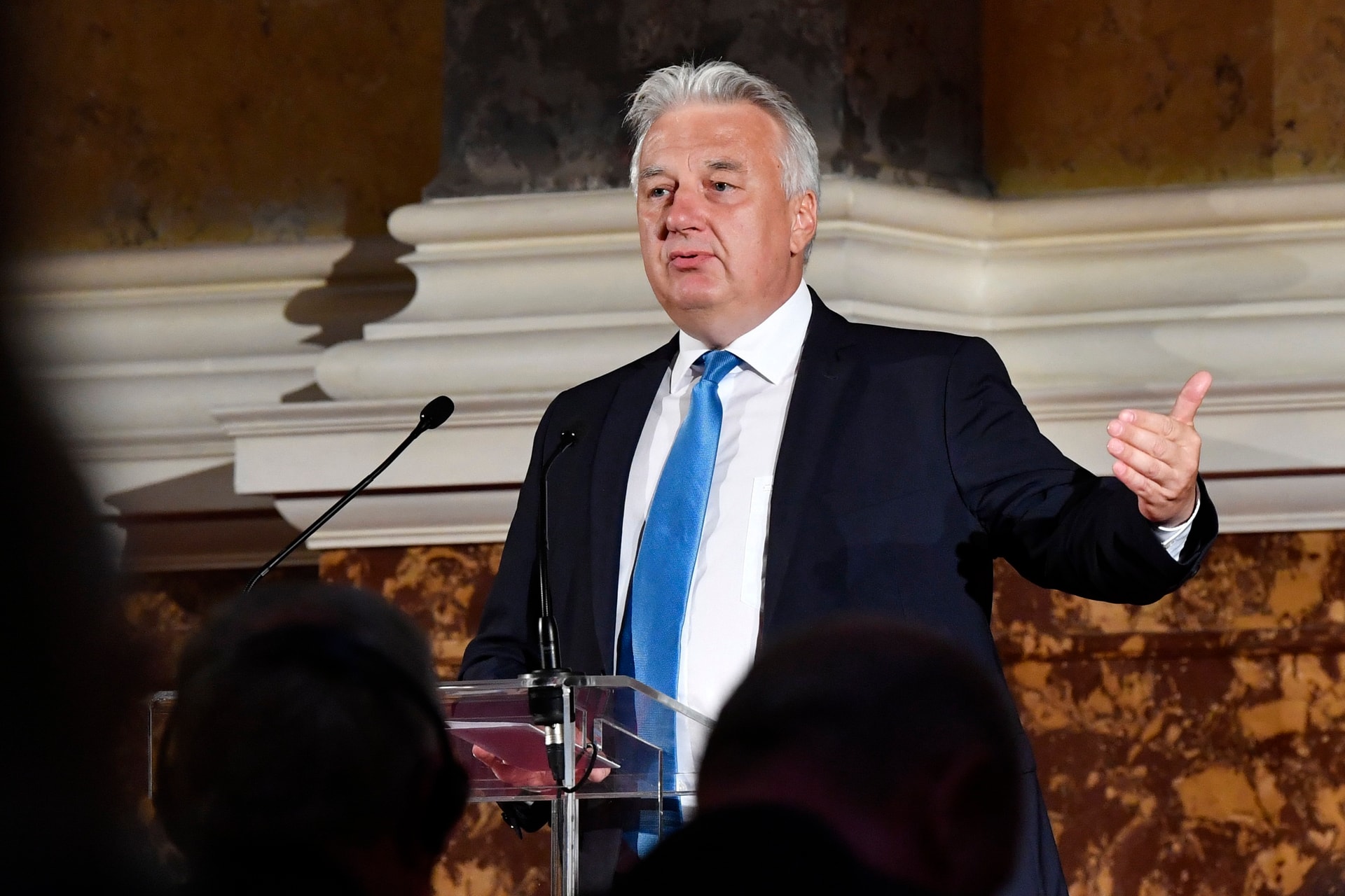 Semjén Zsolt: A keresztényüldözés napjaink humanitárius válsága
