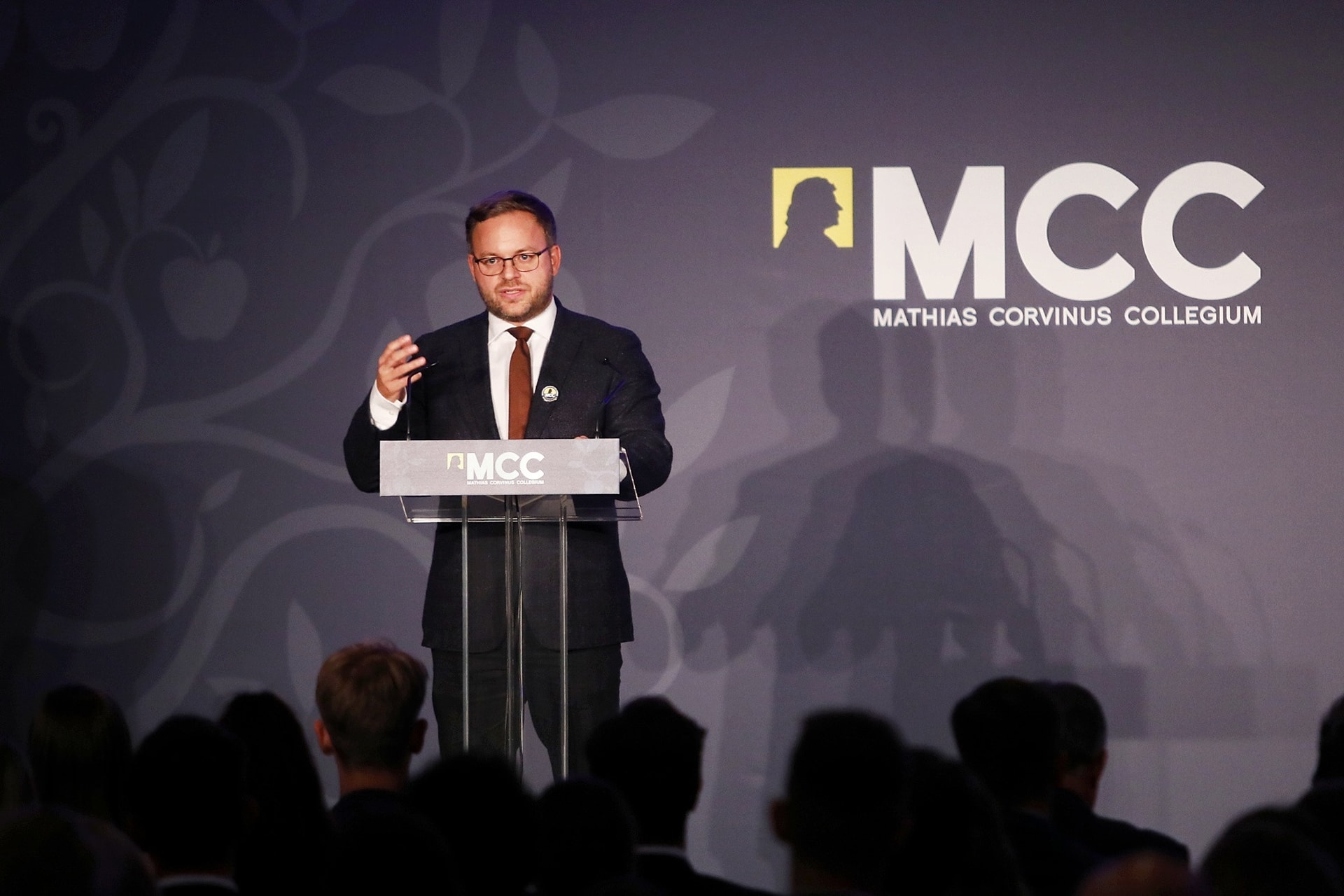 Brüsszelben hoz létre új központot az MCC