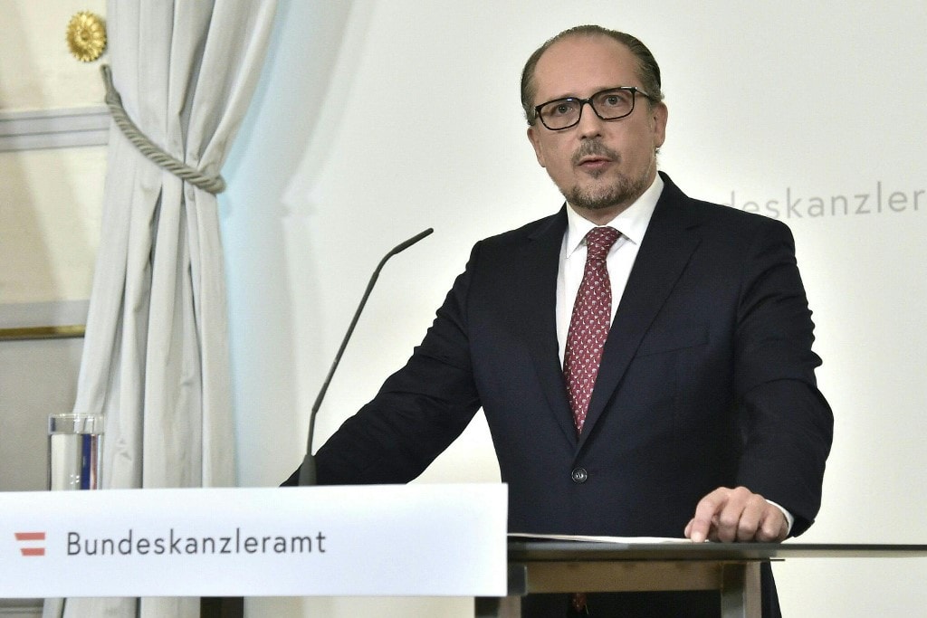 Beiktatták hivatalába az új osztrák kancellárt