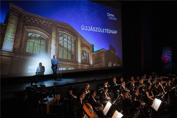 Gulyás: Saját kulturális identitásunk megerősítésének is fontos pillanata ez