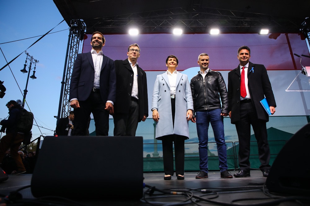 A baloldal kiszolgálná Brüsszelt, megszavazta volna az olajembargót