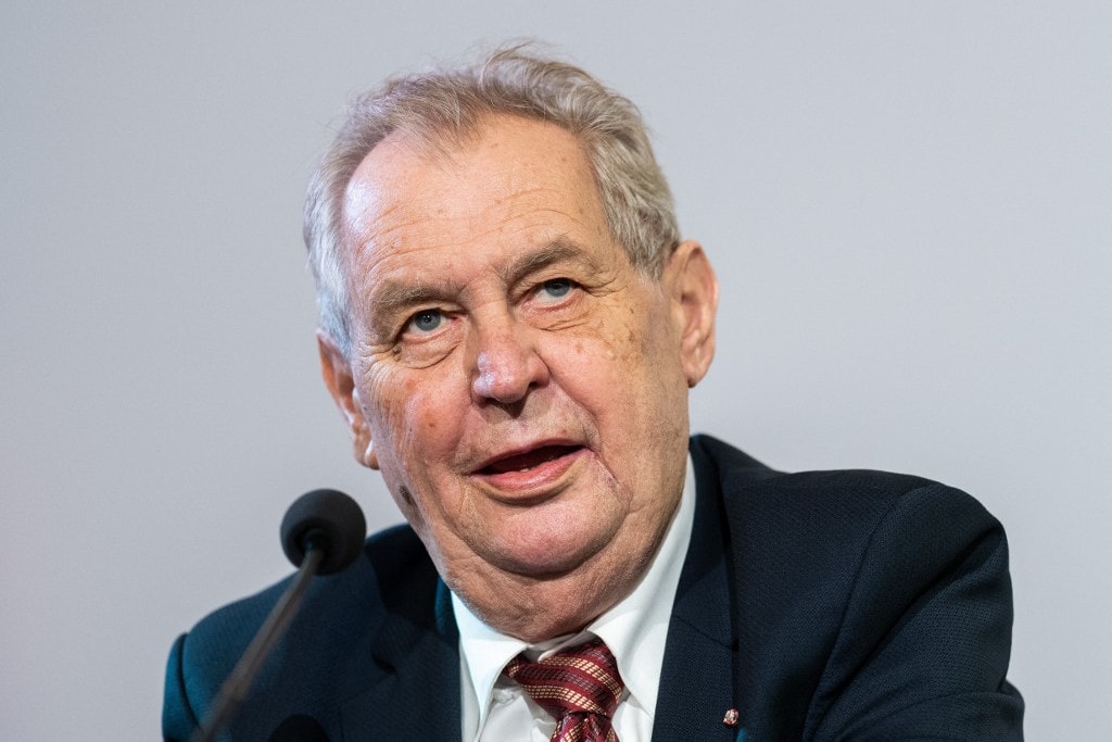 Milos Zemannak májzsugorodása van