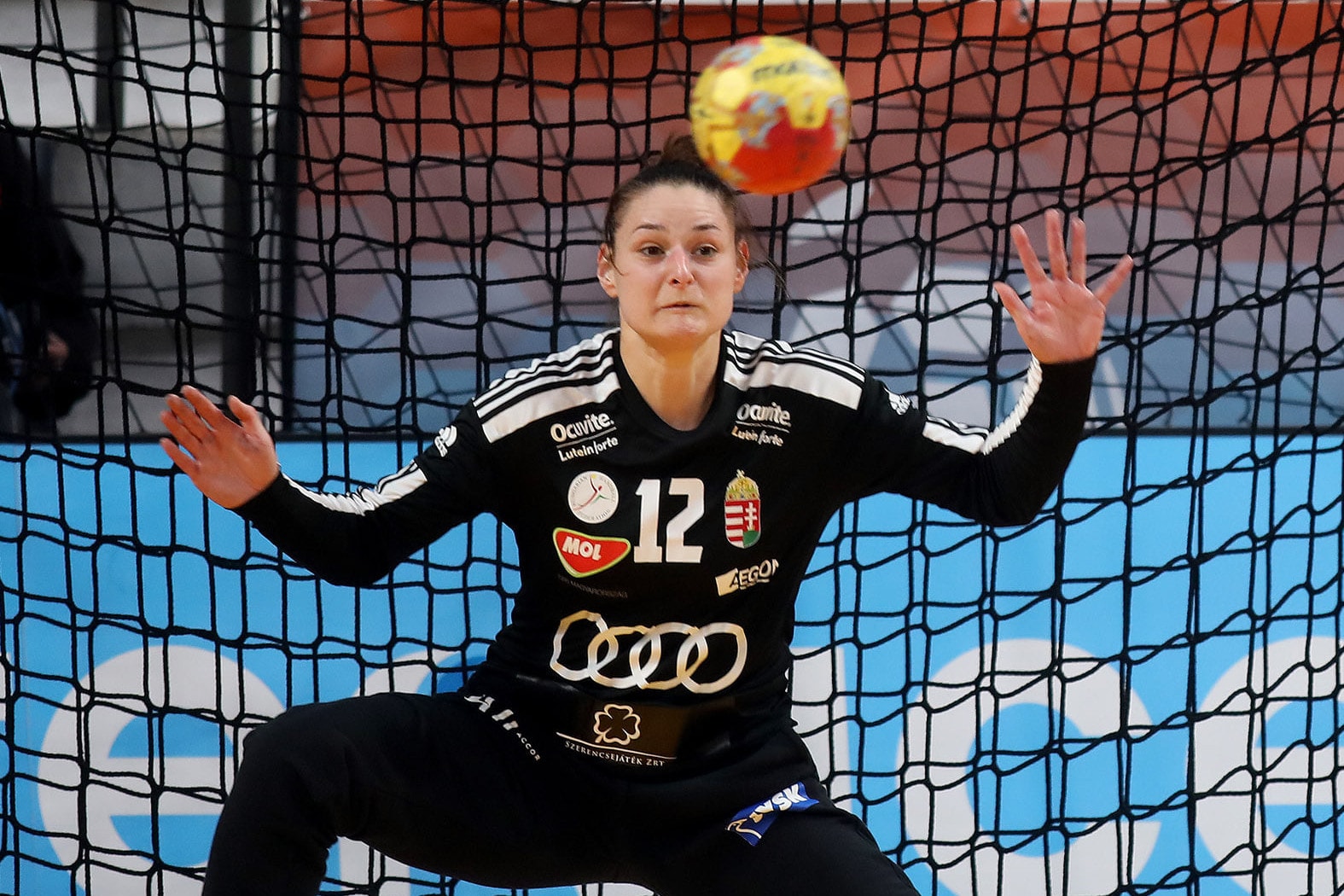 Női kézilabda-vb – Súlyosan megsérült Szikora Melinda térde