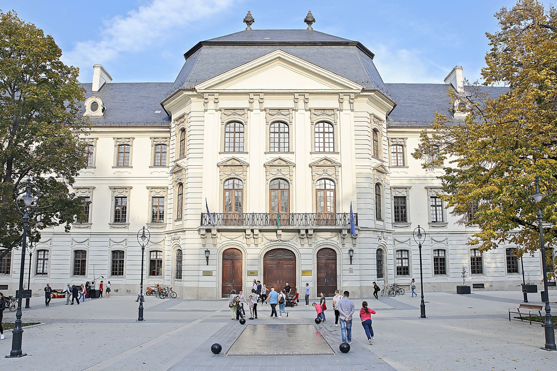 Verseny, minőség, teljesítmény és siker