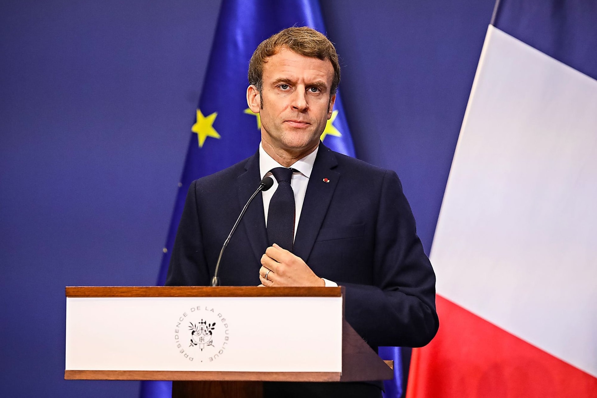 Macron: Az új biztonsági infrastruktúrának garanciákat kell adni Oroszországnak