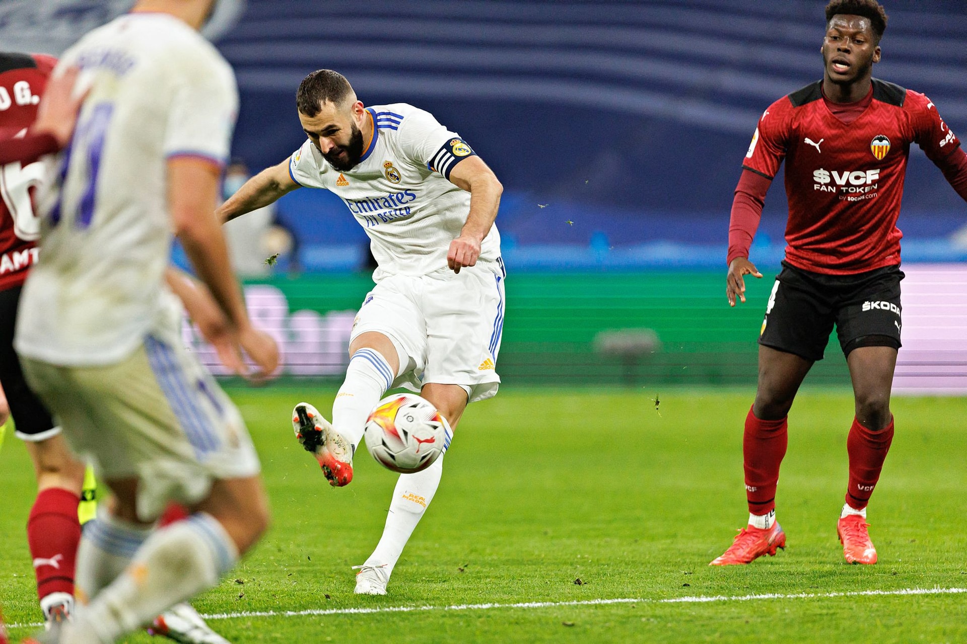 Di Stéfano nyomában a háromszázas Benzema