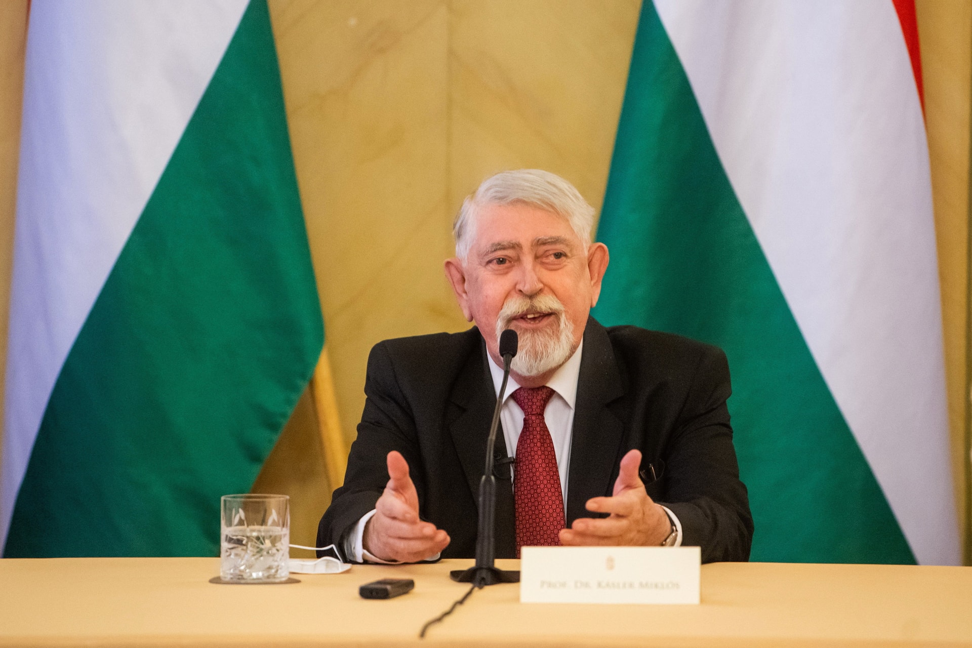 Elvégezték az első robotsebészeti beavatkozást az onkológiai intézetben