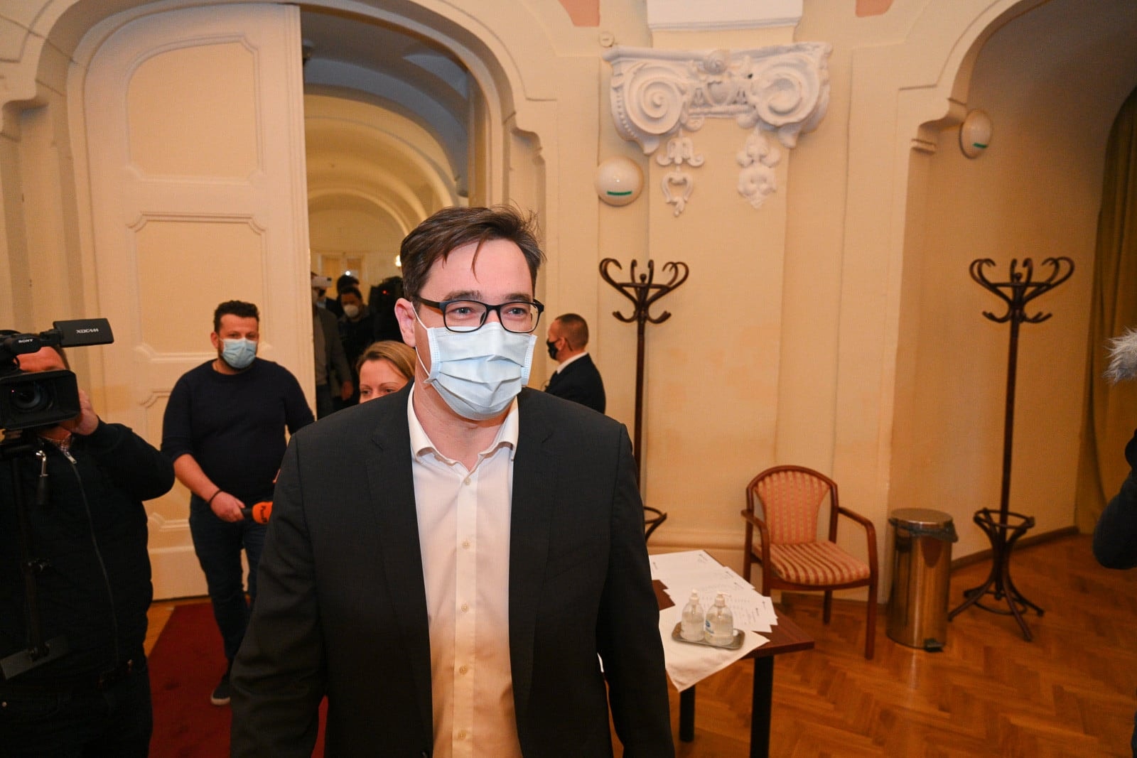 Láng Zsolt: Karácsony kérjen bocsánatot a Magyar Zene Házát érintő szavai miatt!