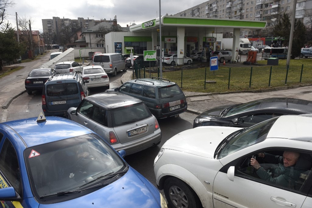 Oroszország Ukrajna kiskereskedelmi benzinkutjait támadja