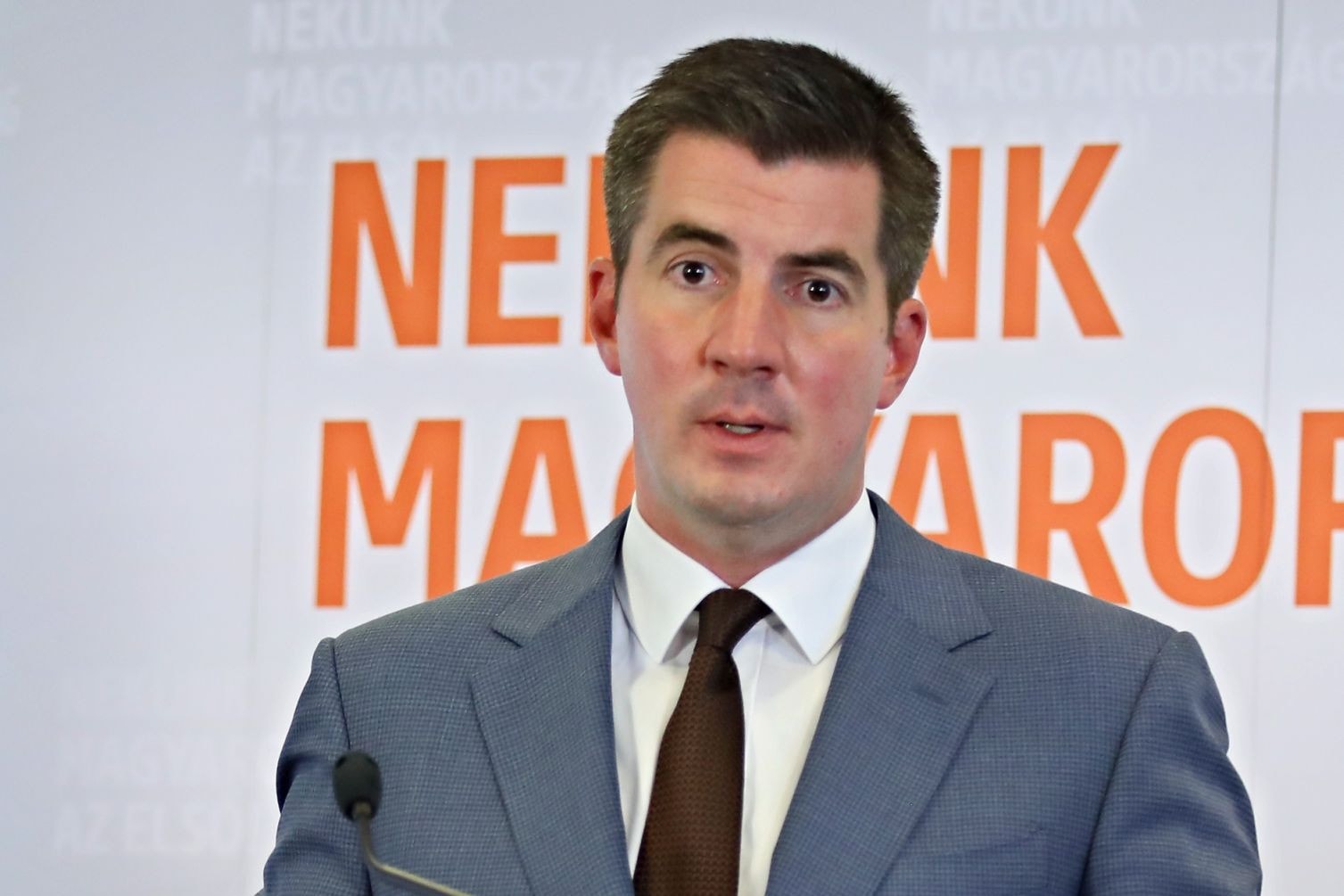 Meghosszabbították a nemzeti konzultációt