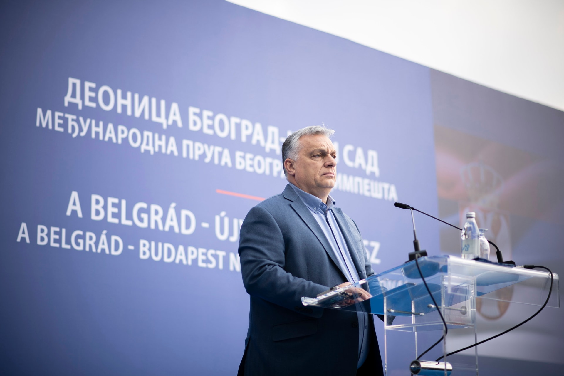 Orbán Viktor: A béke épít!