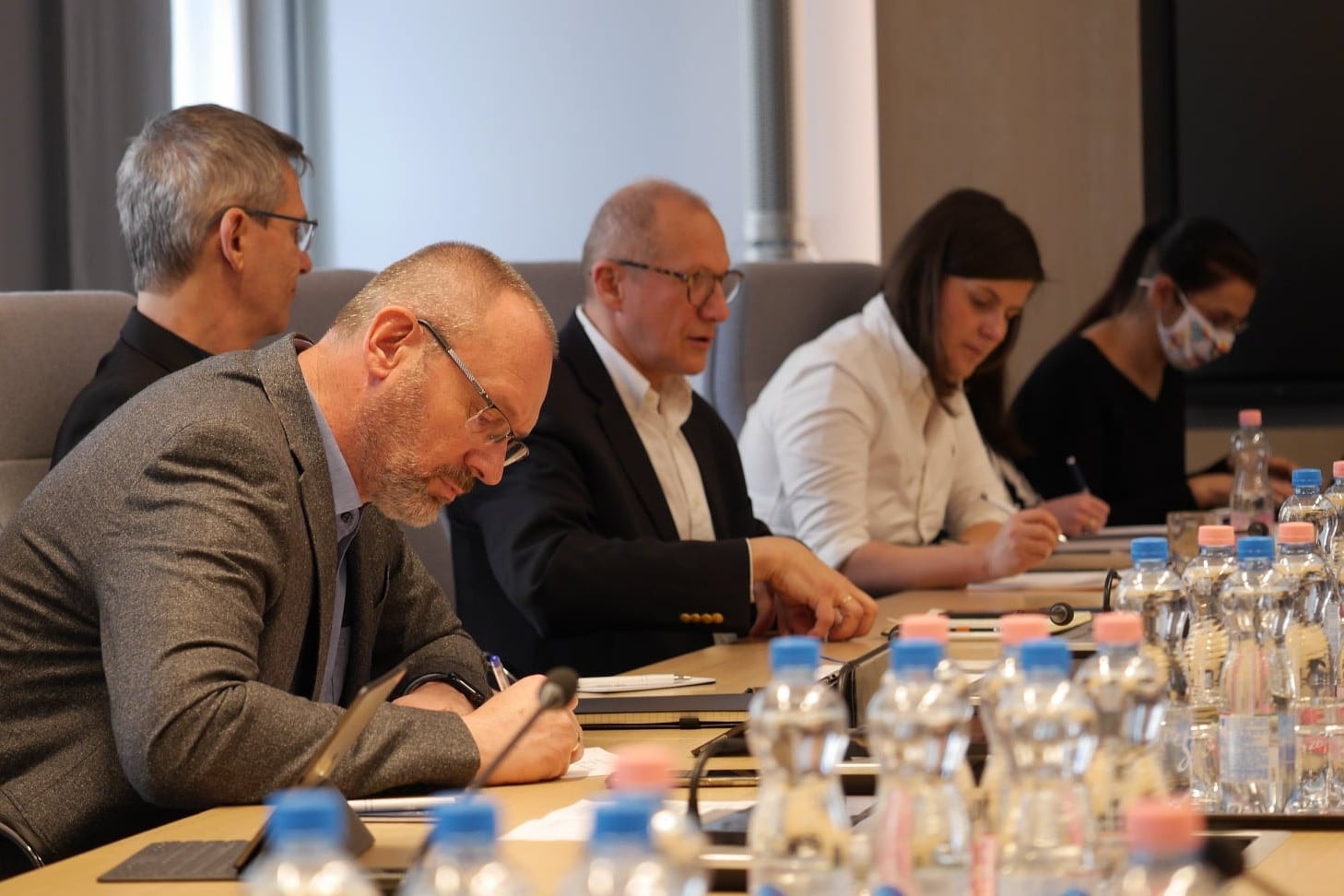Zsigó Róbert a menekültek segítéséről egyeztetett a családszervezetekkel