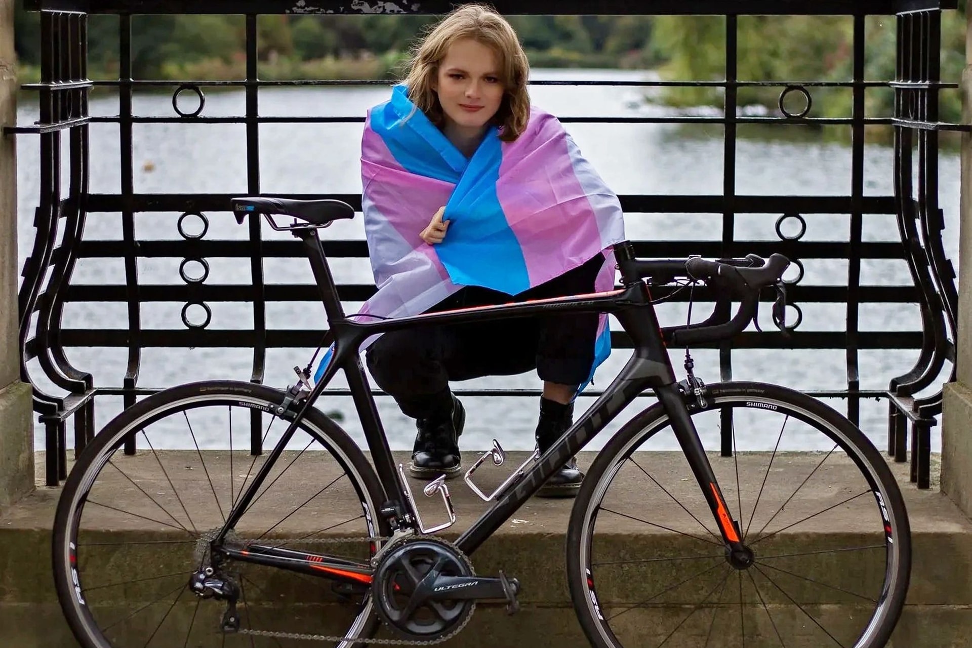 Nem indulhat a nők között Emily