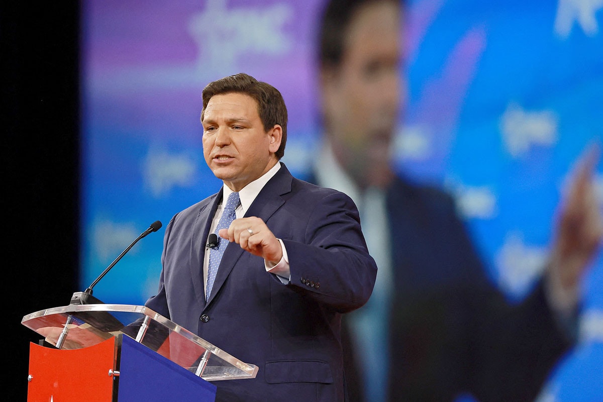 Bajban a politizáló Walt Disney