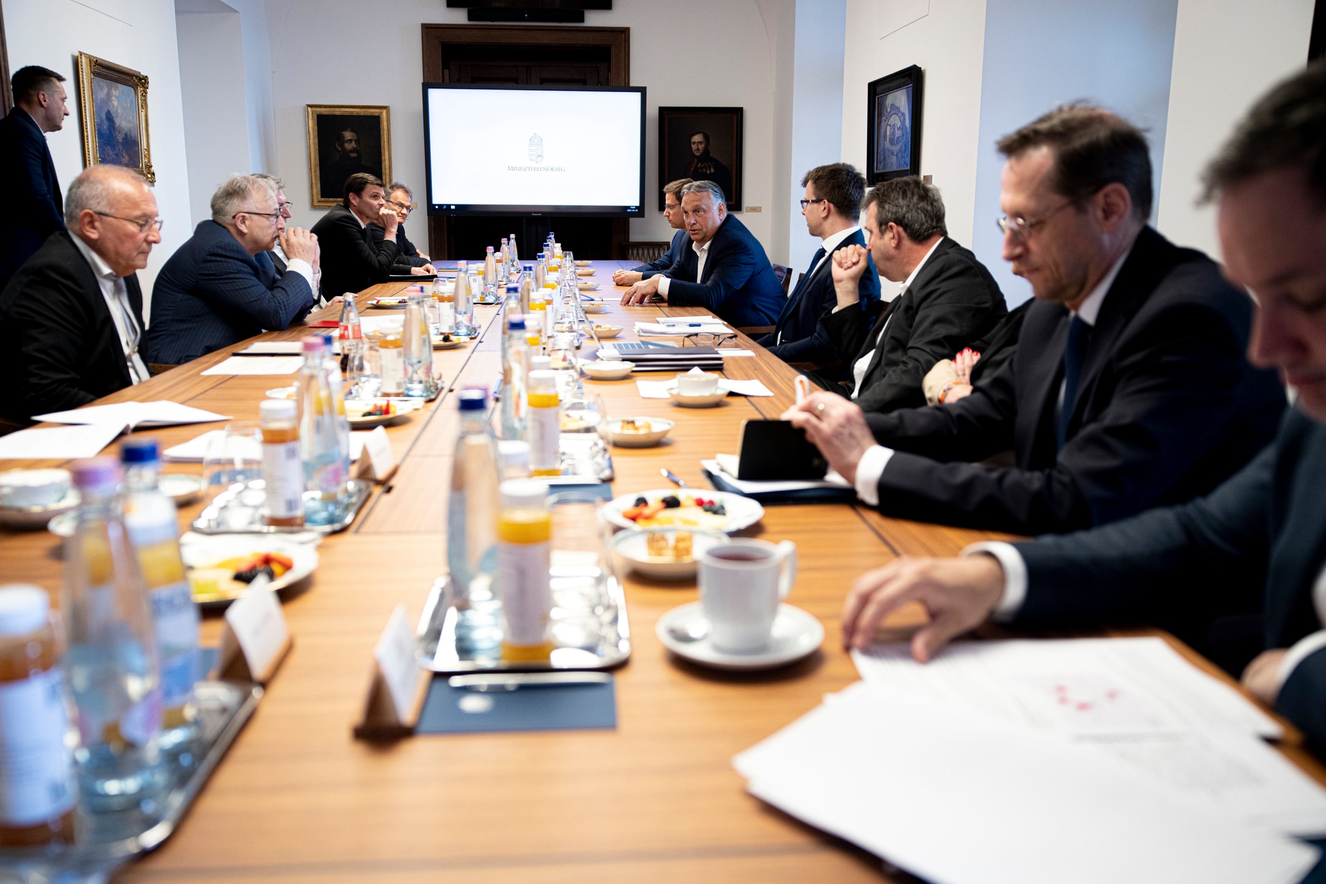 Grandiózus energetikai tervet dolgozott ki a kormány