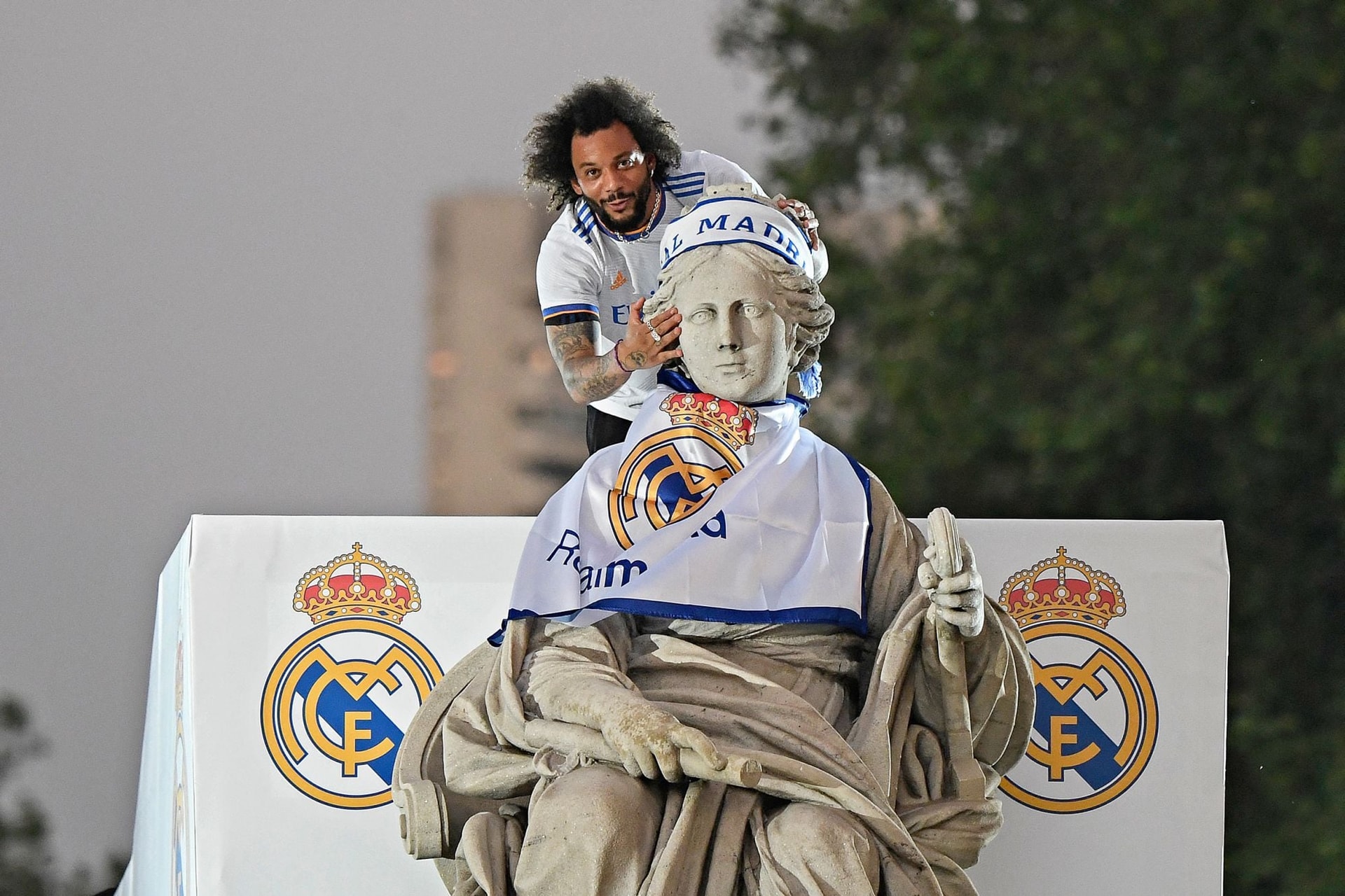 Marcelo még az istennőt is megcsókolta