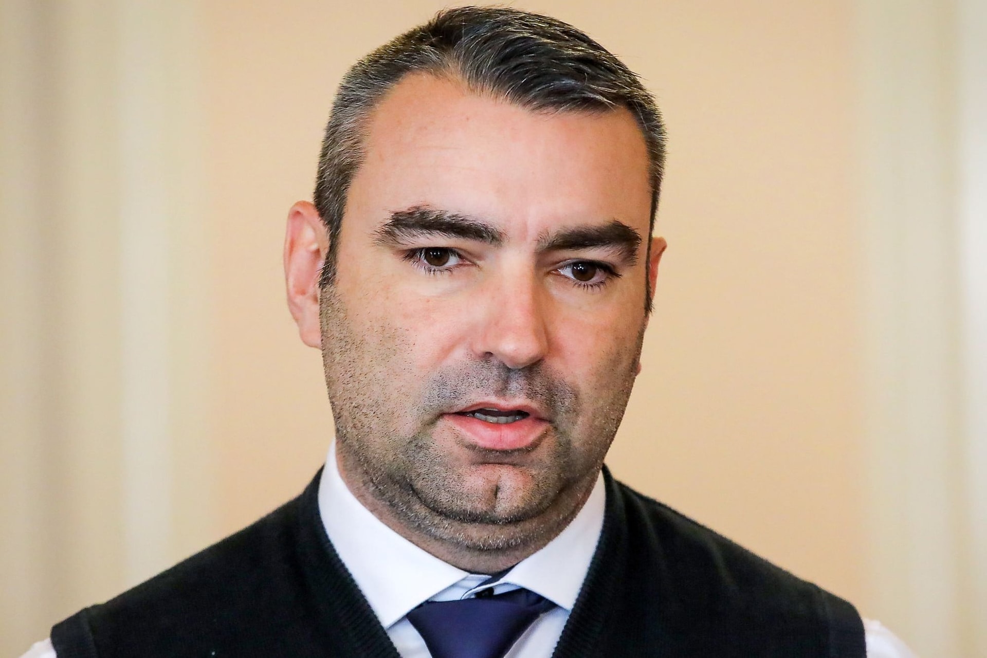 Ifj. Lomnici Zoltán: A felelőtlen baloldal kihasználta a tüntetőket